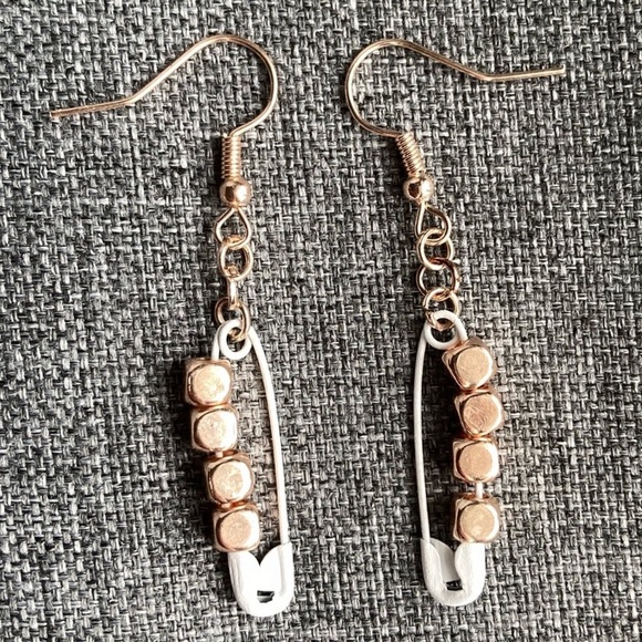 Eight Metal Beaded Gold Silver Dangle Earrings Unique Aesthetic Jewelry - Picture 4 of 9